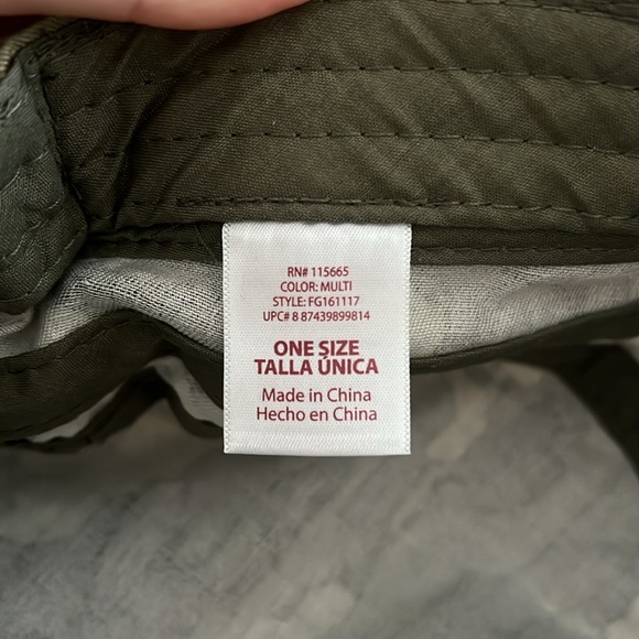 Camo Hat - Picture 9 of 9